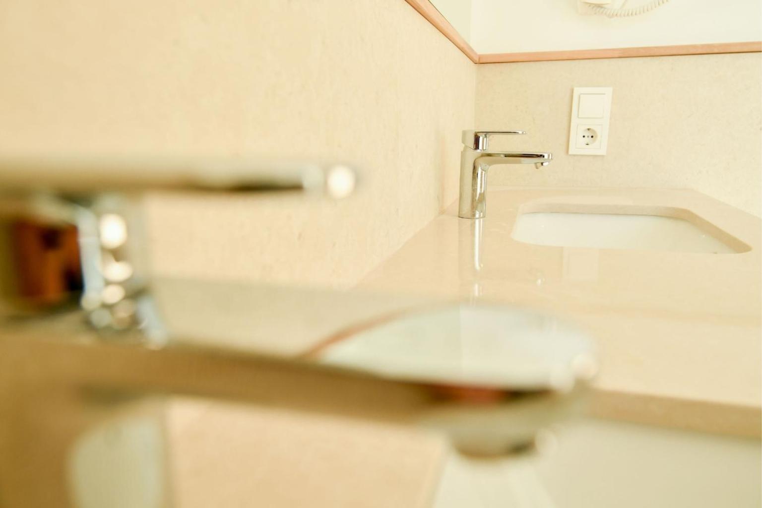 Hotel Sol By Prive - Boutique - Kepi I Rodonit Shetaj